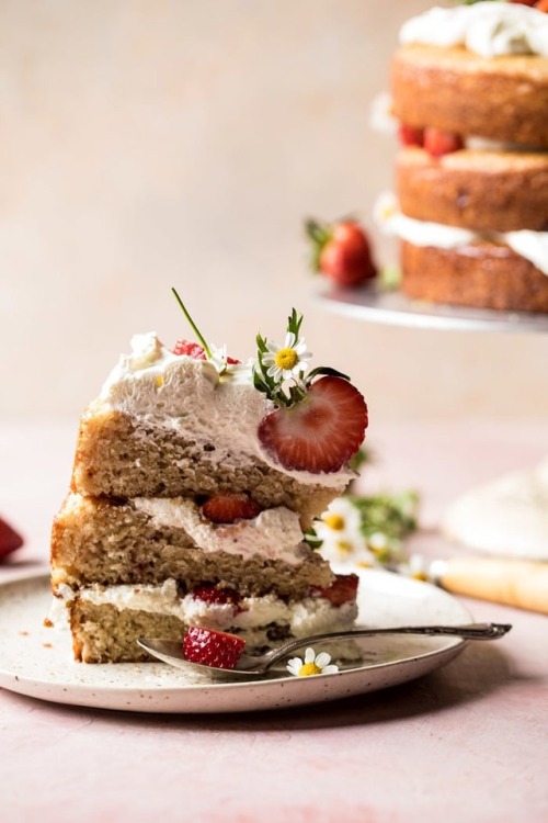 guardians-of-the-food - Strawberry Chamomile Naked Cake