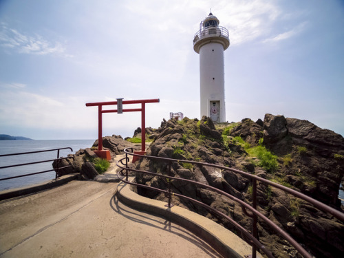 maruhi - 海を守って護るshrine and lighthouse for safety at sea....