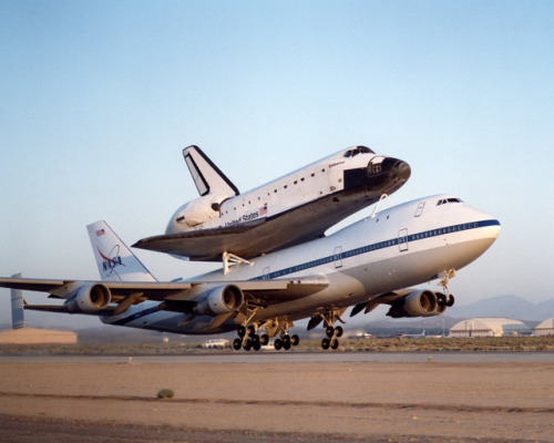 humanoidhistory - May 8, 2001 – NASA’s Boeing 747 Shuttle...