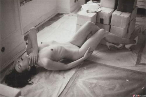 donottagphotos - milia jovovich naked