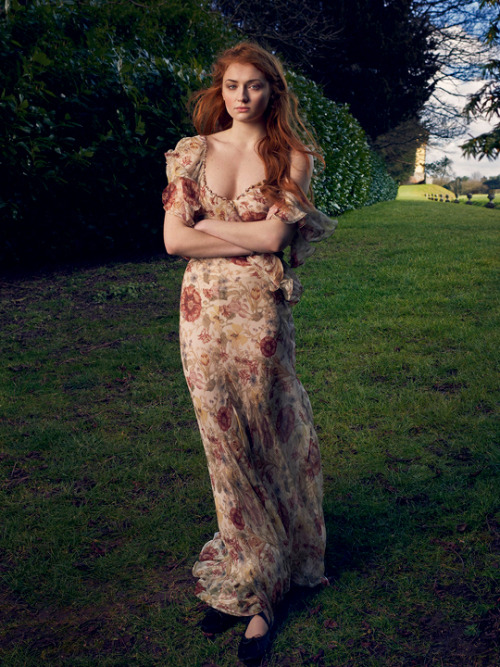 flawlessbeautyqueens - Favorite Photoshoots | Sophie Turner...
