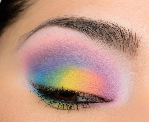 black-and-bubblegum - Rainbow eye Makeup! So gorgeous!