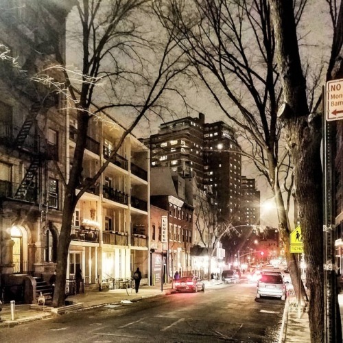wanderingnewyork - Night time on #West_25th_Street in #Chelsea,...