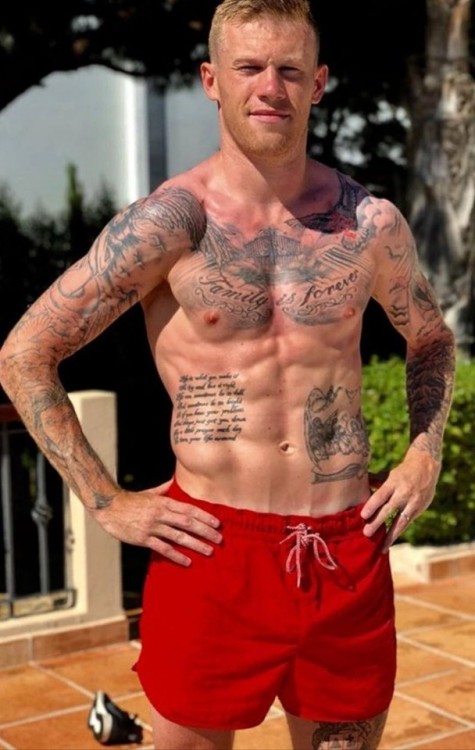 derrylads:Some more pics of the fit tattooed Derry lad and...