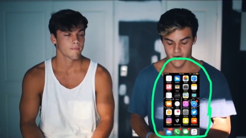 thetwinsonthemoon - Am I the only one that noticed?Gray had that tattoo planned for a while now