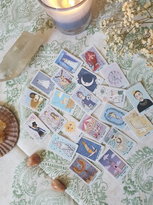 w33d-witch - Who else loves the concept of miniature tarot...