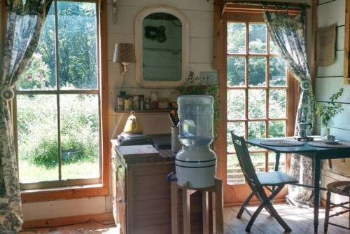 thegestianpoet - I just found this Adirondack Airbnb and like...