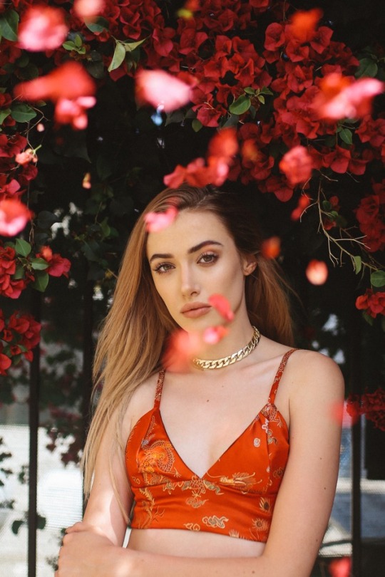 Q&A: Olivia O'Brien Opens Up About Childhood Struggles, Jack & Jack Tour, &  Debut EP / Ones To Watch