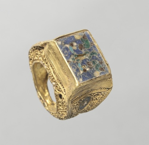 theancientwayoflife:~ Ring.Period/Culture: ByzantiumDate: 9th...