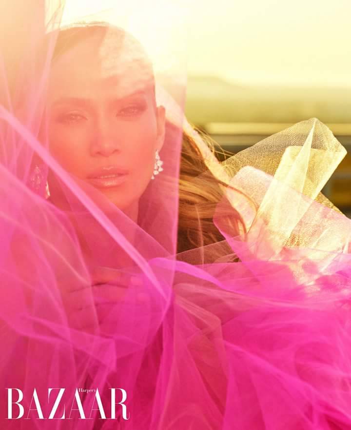 Jennifer Lopez >> single "El anillo" / single "Dinero" - Página 38 Tumblr_p5piexKHmn1ut41ywo2_1280