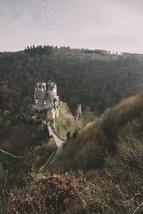 lsleofskye - Castle Eltz view