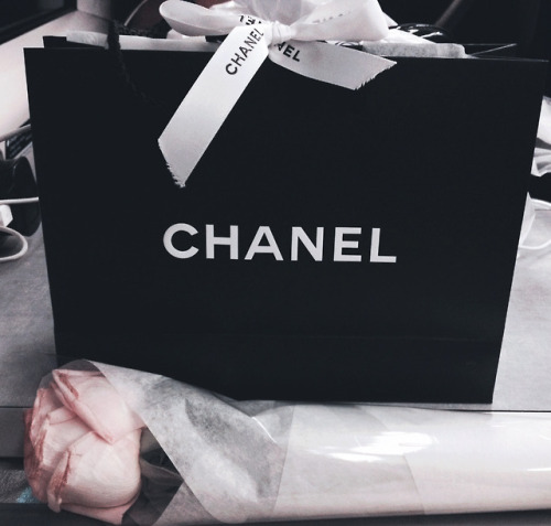 deprincessed - Chanel goodies (ft my dying pink rose, so artsy...