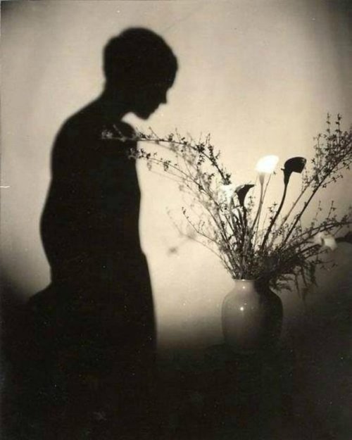 flashofgod - Edward Steichen, Eva le Gallienne, 1923.