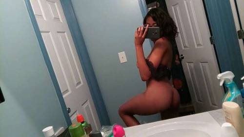 3rdonce2 - slimthickshay - freakkyshaniece - Who wants to see...