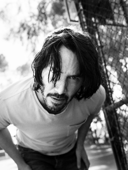 sofiaboutella - Keanu Reeves photographed by Simon Emmett for...