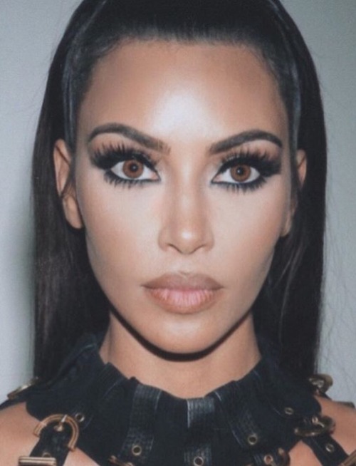 babydreamgirl:Two of Kim Kardashian West’s facetunes this week,...