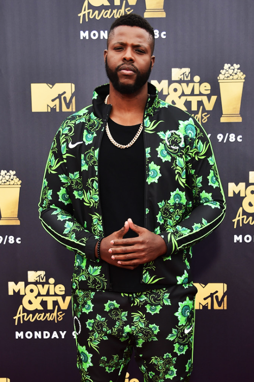 jackburtonsays - carpetdiem - Winston Duke attends the 2018 MTV...
