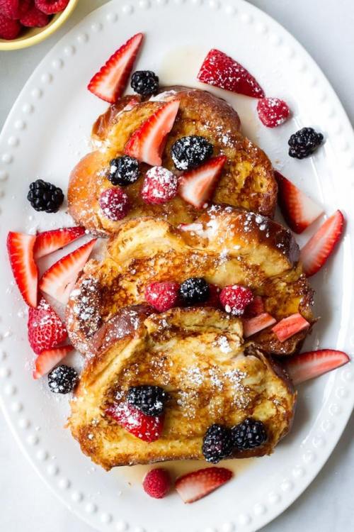 fullcravings:Stuffed Challah French Toast