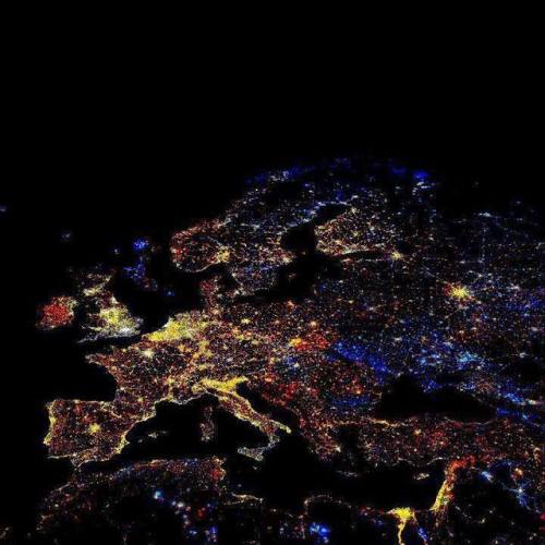 the-wolf-and-moon - Photo of Europe From The ISS