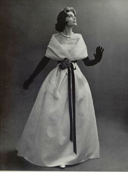 fashionologyextraordinaire - Model wearing an evening gown by...