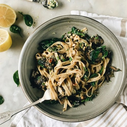 foodfuck - mushroom and spinach fettuccine with lemon and walnuts