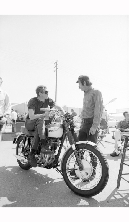 24hoursinthelifeofawoman - Steve McQueen and Photographer Barry...