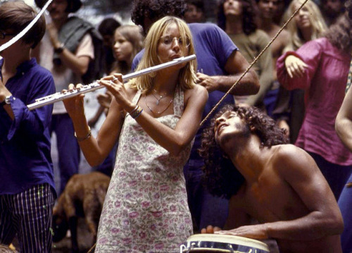 pinkfoxbouquetfan - babeimgonnaleaveu - Woodstock, 1969.If I...