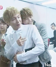 Image result for kyuhyun and leeteuk gif