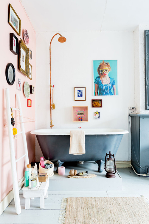 homestylingblog - A Whimsical Home in AmsterdamPhotos via SF...