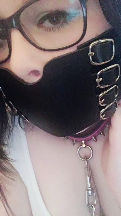 the-dark-ddlg - Daddy wanted me to be really, really quiet…. 