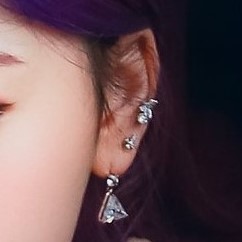 ricegay - loona earring details
