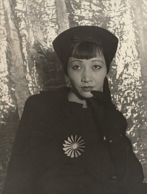 twixnmix:Anna May Wong photographed by Carl Van Vechten on...