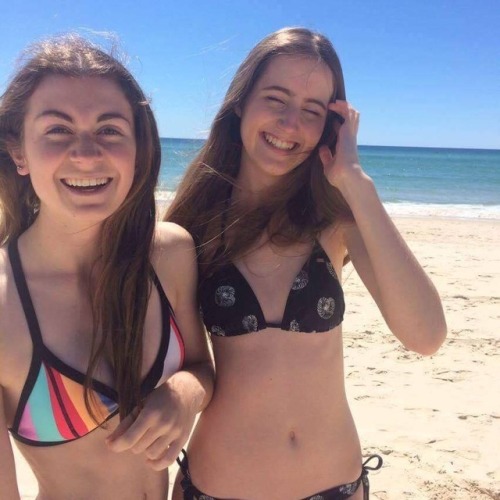 Happy girls at the beachSource - reddit