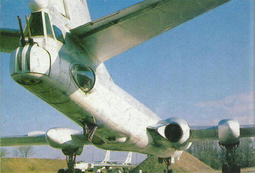 enrique262 - Tupolev Tu-16Soviet medium-range nuclear-capable...