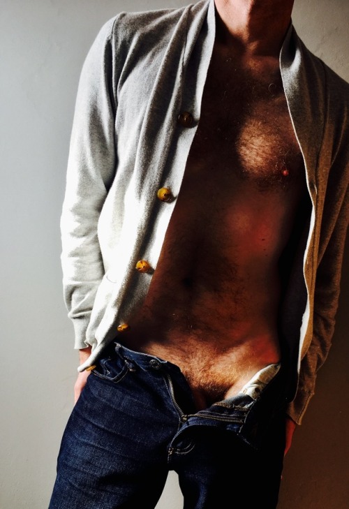 accaraspeaks - dirtymindedhipster - Cardigan appreciation.The...