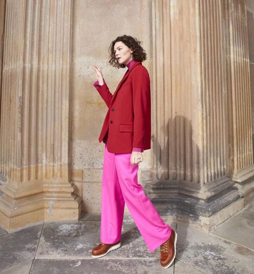 RED WING WOMEN FASHION! - We are loving this colorful outfit in...