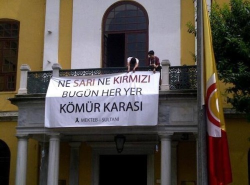 munzurkusu - Galatasaray Lisesi öğrencileri Soma’yla.