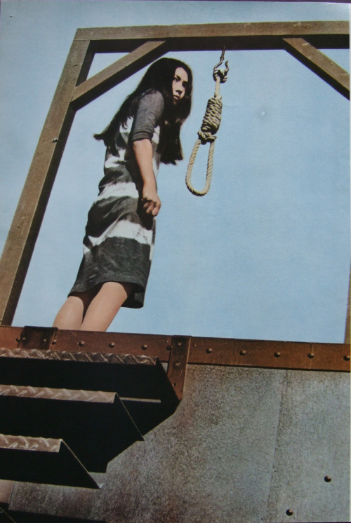 hubungus:Meiko Kaji as female prisoner Scorpion 4