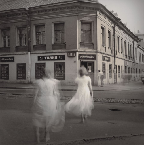 last-picture-show - Alexey Titarenko, White Dresses, St....