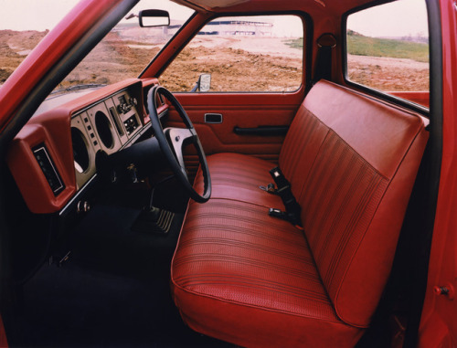 carinteriors - 1983 Ford Ranger XLT