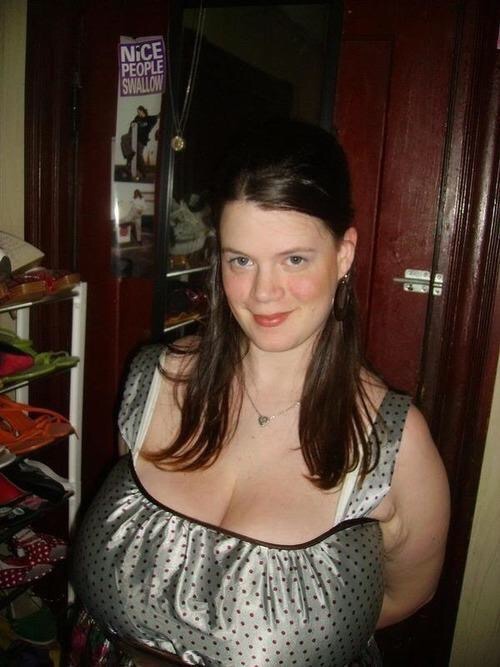 plumper-boobs:Do you want to fuck my  big tits and more? Click...