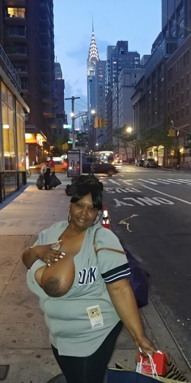 thequeenbitchmnm - NYC…home of M&M bitches!Holy fuck! All...