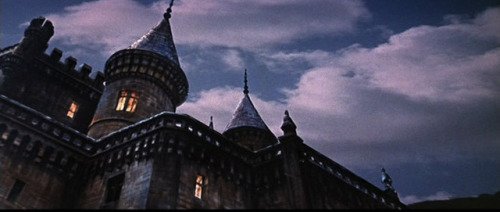 spine-tinglers - The Pit and the Pendulum (1961) dir. Roger...