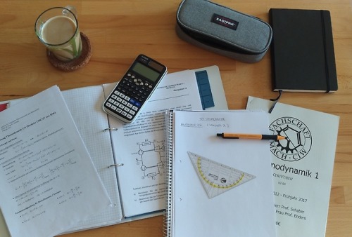 study4engineering - 5.3.18 Decided to work at the kitchen table...