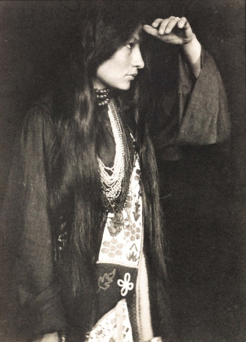 grannywasjungonce - ‘Zitkala-Ša, a Yankton Sioux Native American...