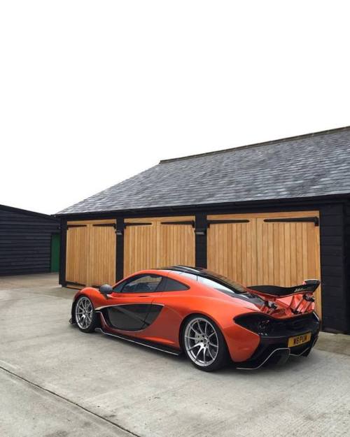 dreamer-garage - McLaren P1 (via)