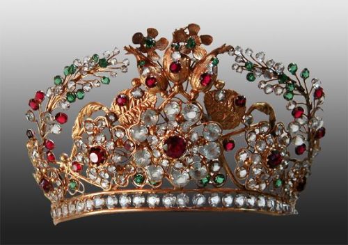 treasures-and-beauty - Theatre tiara, Russia, early 20th century
