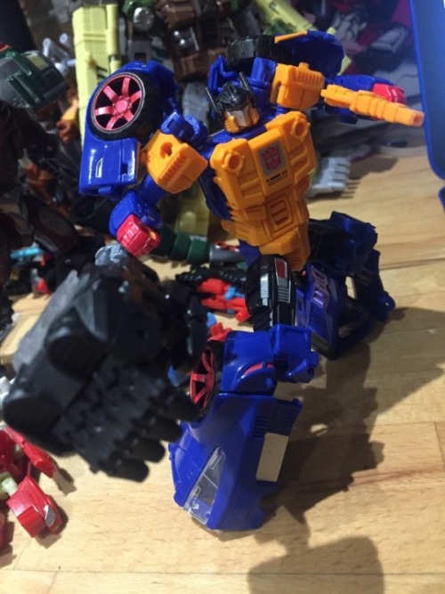 some nerd - why does punch/counterpunch have prime armour, it...
