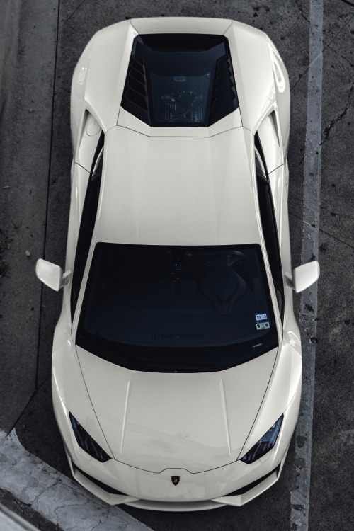vistale - Lamborghini Huracan | via