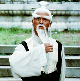 Image animée de Pai Mei avec la barbe blanche
